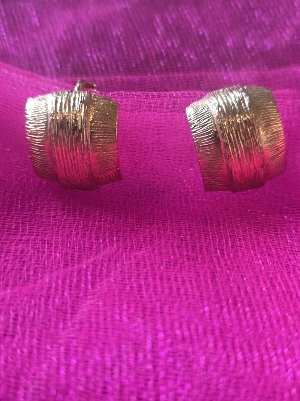 Vintage Napier Gold Tone Clip-On Earrings
